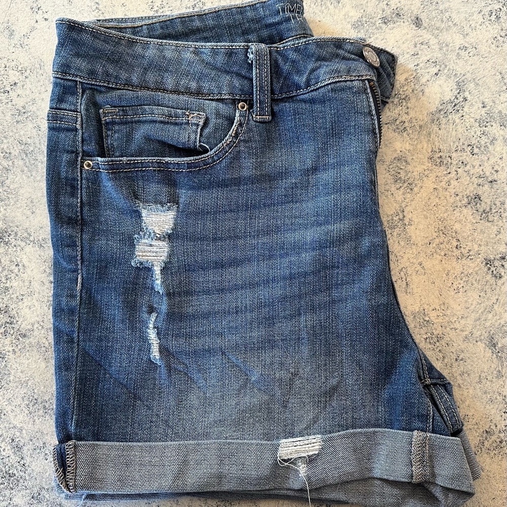 Ladies time and tru denim short size 14